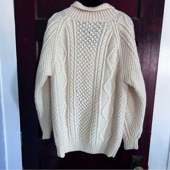 Vintage 100% Irish Pure Wool Hand Knit Aran Fisherman Sweater Size Large - Picture 7 of 15